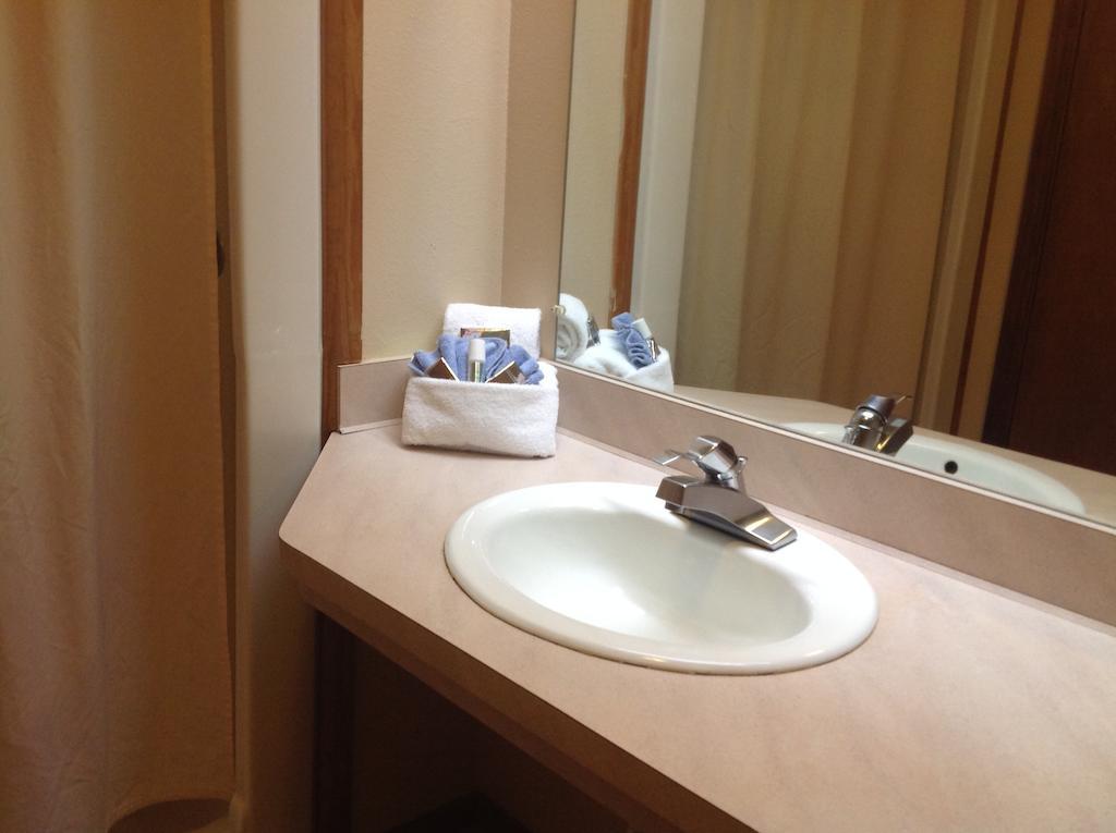 Riverwood Inn Glenwood Phòng bức ảnh